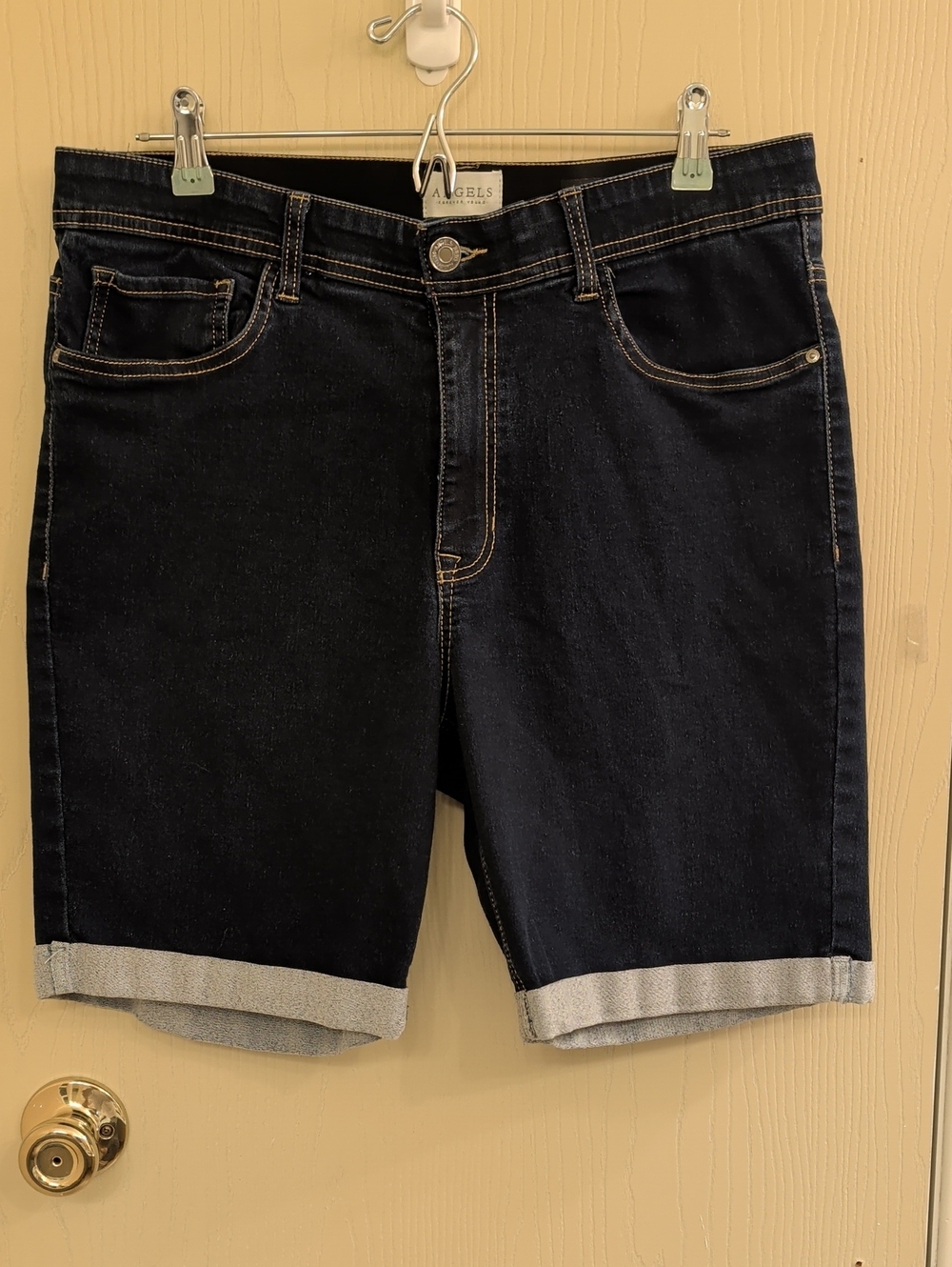 Angels Forever Young Women’s Dark Wash Stretch Denim Bermuda Shorts Size 16/33